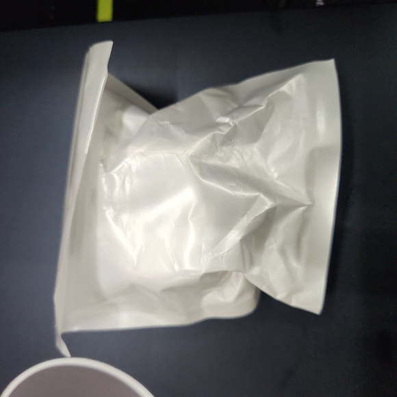 Gold 'N Pearl Bling Phone Accessory - Picture 3 of 3